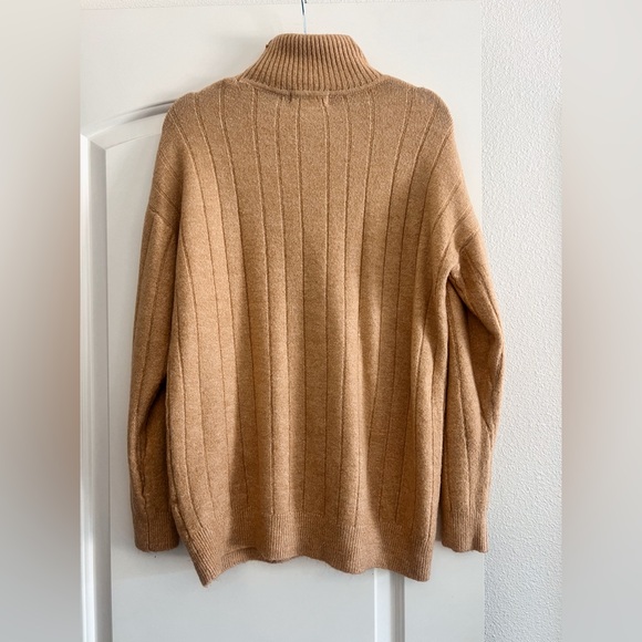 Macys - Long Sleeve tan/nude Turtle Neck Oversized Sweater - Size S - Picture 2 of 4